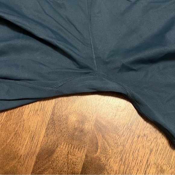 Fabletics High Rise Blue Leggings Large 22” Inseam Athletic Workout Athleisure - Picture 8 of 9